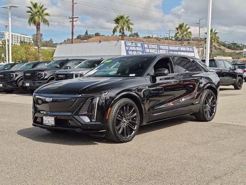 Stellar Black Metallic 2026 Cadillac LYRIQ V