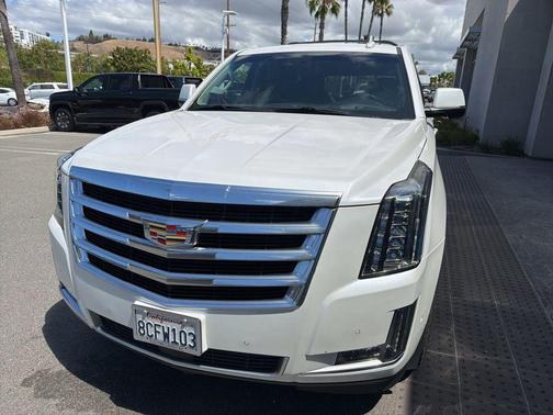Crystal White Tricoat 2018 Cadillac Escalade Premium Luxury