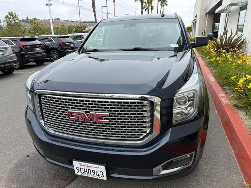Dark Sapphire Blue Metallic 2017 GMC Yukon Denali