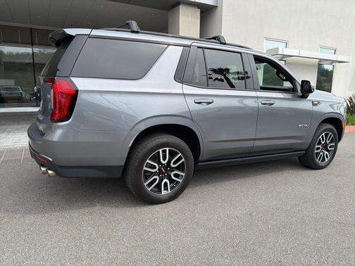 Satin Steel Metallic 2022 GMC Yukon AT4