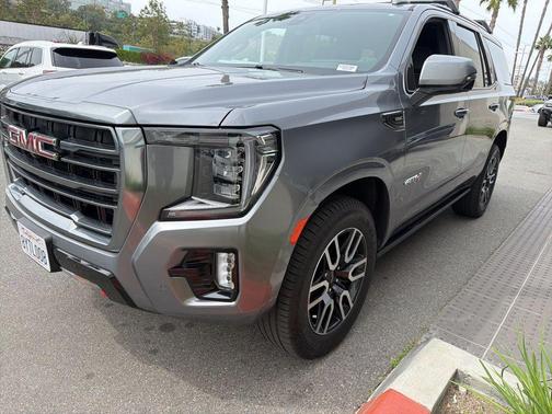Satin Steel Metallic 2022 GMC Yukon AT4