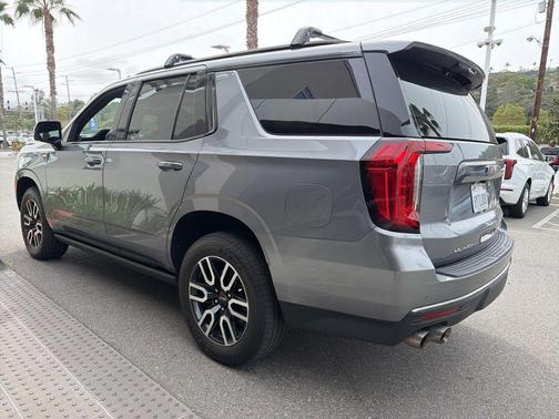 Satin Steel Metallic 2022 GMC Yukon AT4