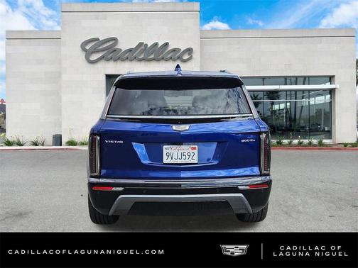 2026 Cadillac VISTIQ Sport