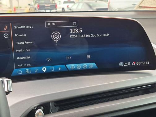 Radiant Red Tintcoat 2026 Cadillac VISTIQ Sport