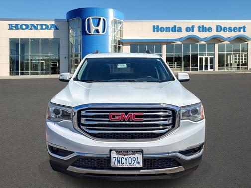 Summit White 2017 GMC Acadia SLE-2
