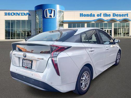 2017 Toyota Prius Four