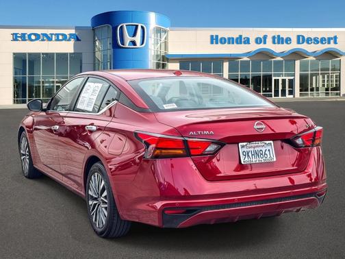 Scarlet Ember 2024 Nissan Altima 2.5 SV
