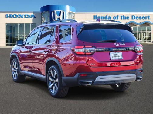 2025 Honda Pilot Touring 8-Passenger