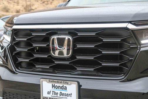 2025 Honda Pilot Touring 8-Passenger