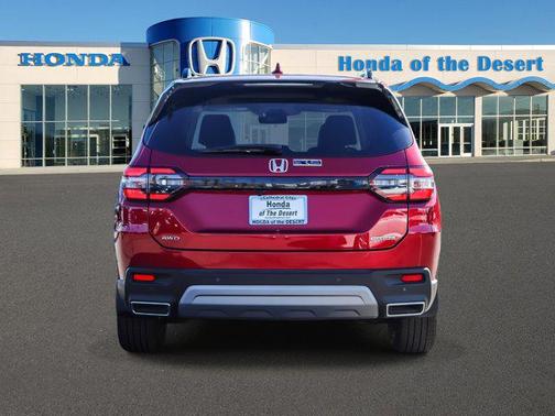 2025 Honda Pilot Touring 8-Passenger