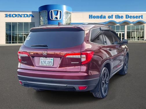 Deep Scarlet Pearl 2022 Honda Pilot Special Edition