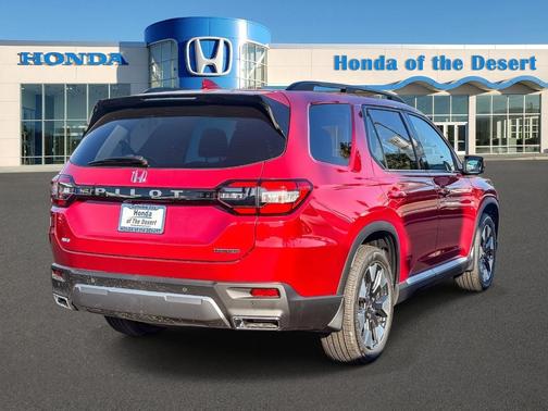 Radiant Red Metallic II 2026 Honda Pilot Touring