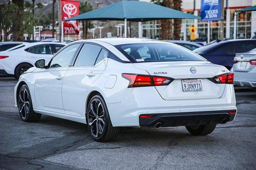 2024 Nissan Altima SR FWD