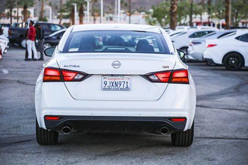 2024 Nissan Altima SR FWD