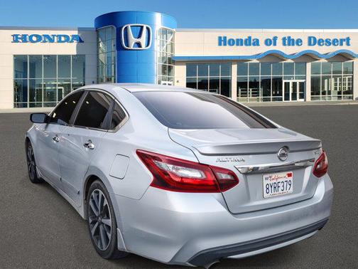 2017 Nissan Altima 2.5 SR