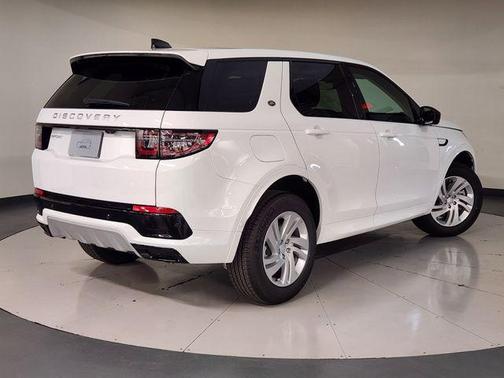 Fuji White 2025 Land Rover Discovery Sport S