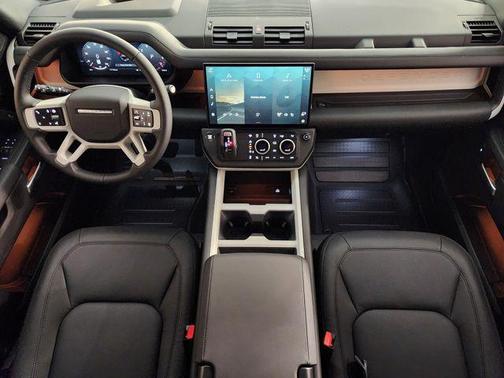 Santorini Black 2026 Land Rover Defender P400 X-Dynamic SE