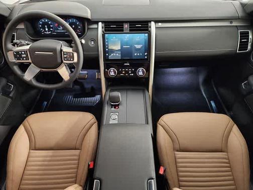 Carpathian Grey 2026 Land Rover Discovery GEMINI EDITION