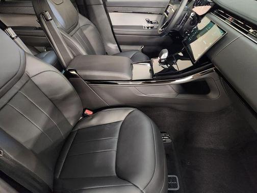 Santorini Black 2026 Land Rover Range Rover Sport P400 Dynamic SE