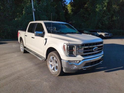 Star White Metallic Tri-Coat 2023 Ford F-150 Lariat