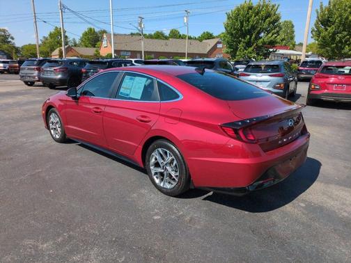 Ultimate Red 2023 Hyundai SONATA SEL
