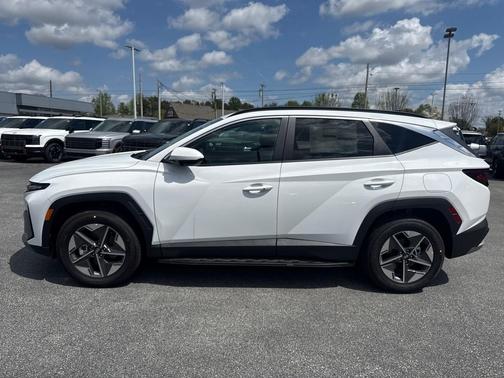 Serenity White Pearl 2026 Hyundai TUCSON SEL