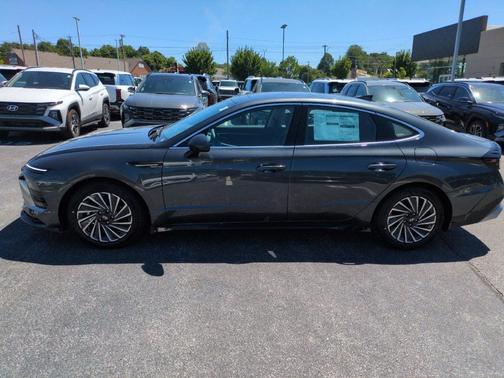 Portofino Gray 2026 Hyundai SONATA Hybrid SE