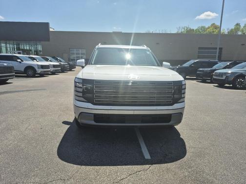 Creamy White Pearl 2026 Hyundai PALISADE SEL Premium 8P
