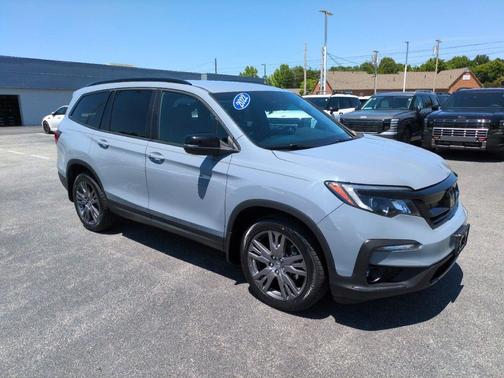 Sonic Gray Pearl 2022 Honda Pilot AWD Sport