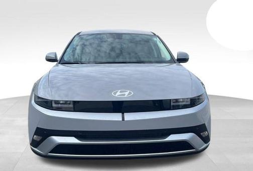 2026 Hyundai IONIQ 5 SE