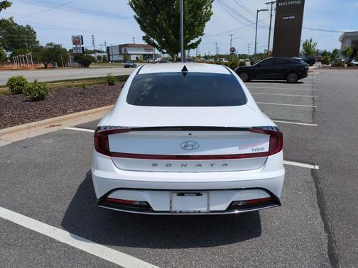 Hyper White 2022 Hyundai SONATA Hybrid SE