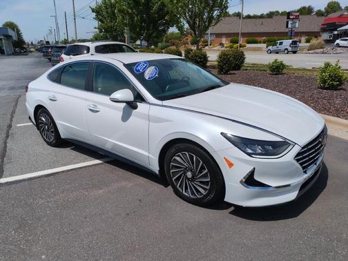 Hyper White 2022 Hyundai SONATA Hybrid SE