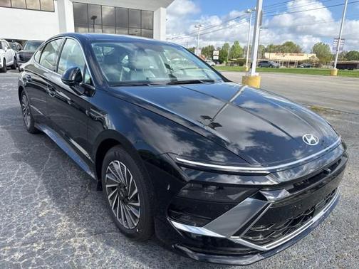 2026 Hyundai SONATA Hybrid Limited