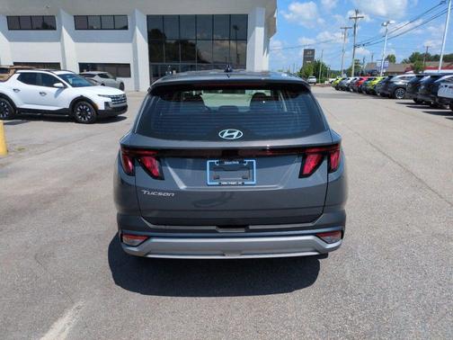 Ecotronic Gray 2026 Hyundai TUCSON SE