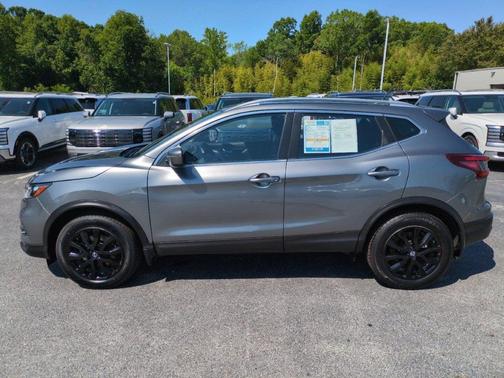 Gun Metallic 2021 Nissan Rogue Sport SV