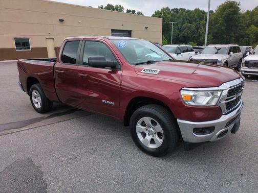 Delmonico Red Pearlcoat 2022 RAM 1500 Big Horn/Lone Star