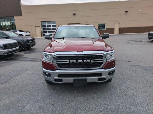 Delmonico Red Pearlcoat 2022 RAM 1500 Big Horn/Lone Star