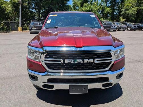 Delmonico Red Pearlcoat 2022 RAM 1500 Big Horn/Lone Star