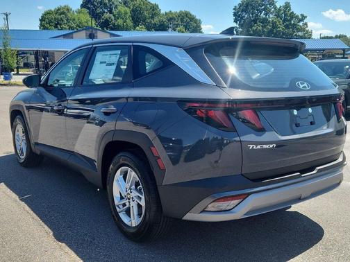 Ecotronic Gray 2026 Hyundai TUCSON SE