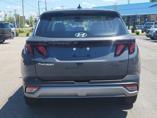 Ecotronic Gray 2026 Hyundai TUCSON SE