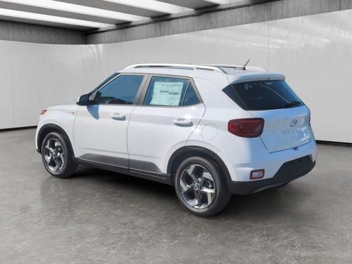 Lunar White 2026 Hyundai VENUE SEL