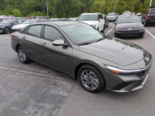 Amazon Gray 2026 Hyundai ELANTRA HEV Blue
