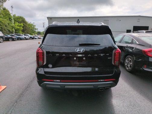 Abyss Black Pearl 2025 Hyundai PALISADE SEL Premium 8P