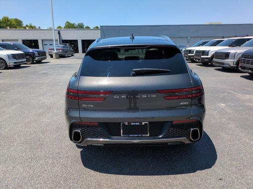 Makalu Gray 2025 Genesis GV70 2.5T AWD