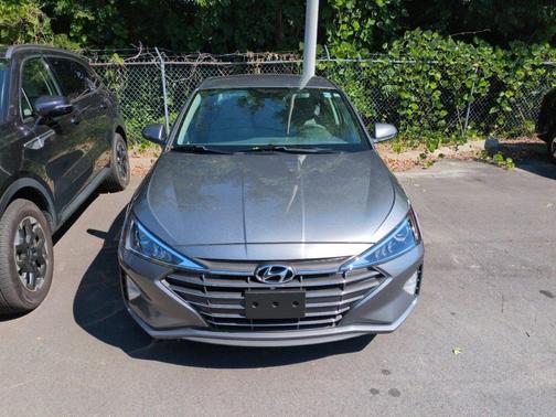 Machine Gray 2019 Hyundai ELANTRA SE