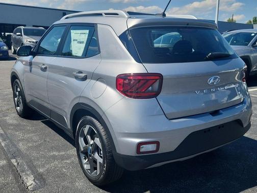Shimmering Silver 2026 Hyundai VENUE SEL