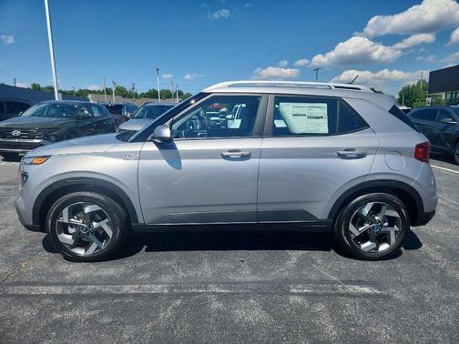 Shimmering Silver 2026 Hyundai VENUE SEL