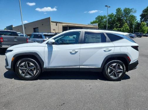 Creamy White Pearl 2026 Hyundai TUCSON Hybrid SEL Convenience