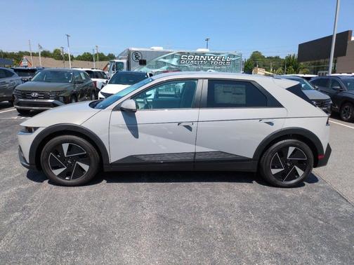 Cyber Gray 2026 Hyundai IONIQ 5 SE