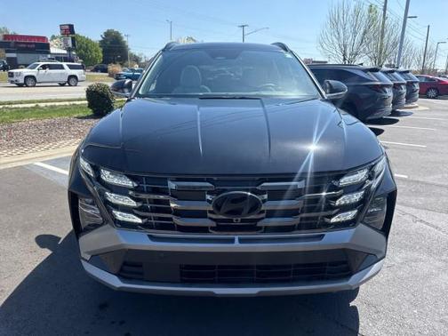 Phantom Black 2026 Hyundai TUCSON Limited